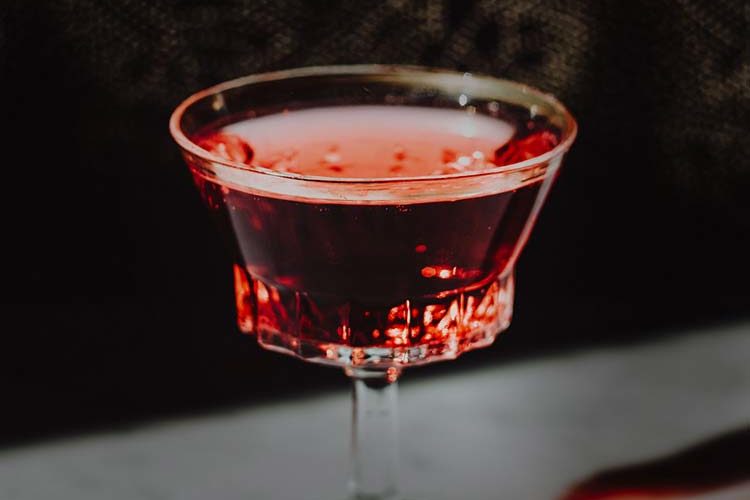 Classically inspired cocktail